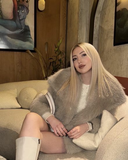 Şarköy Escort Ekinay