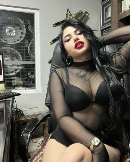 Buca Escort Defne