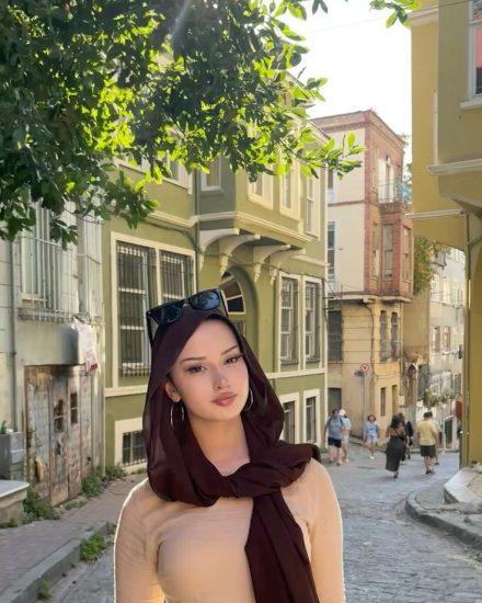 Erzin Escort Defne